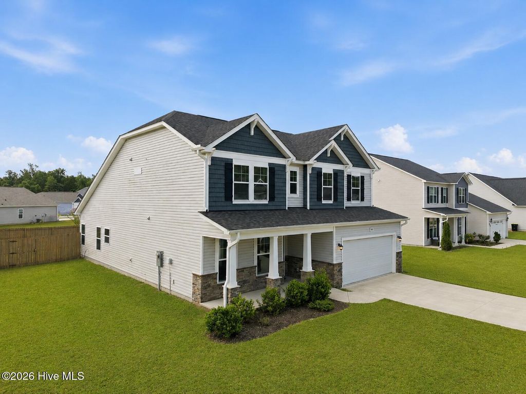 Photo of 903 Courthouse Crossing, Jacksonville, NC 28546 (MLS # 100574192)