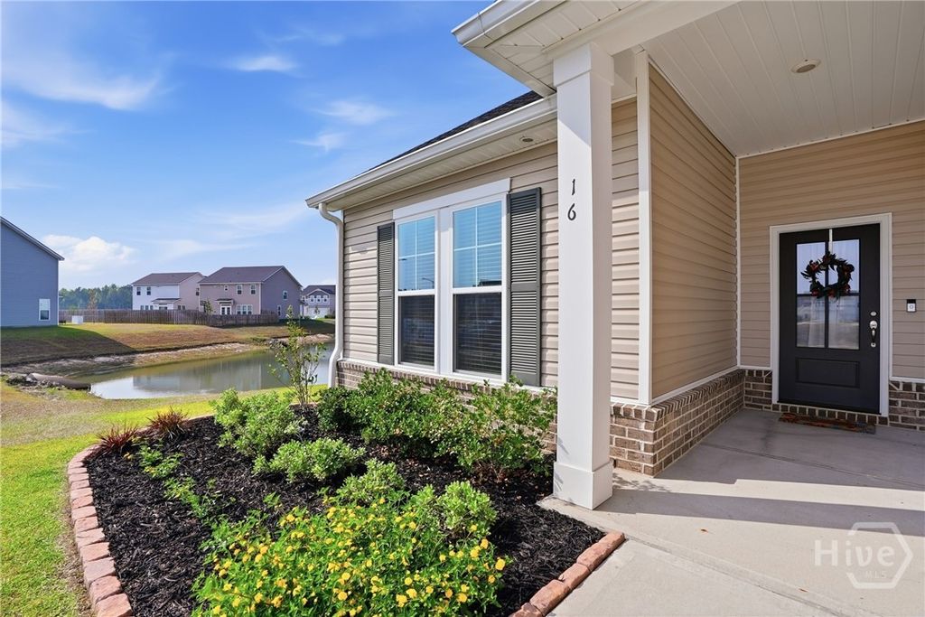 Photo of 16 Ashmont Street, Savannah, GA 31407 (MLS # SA354523)