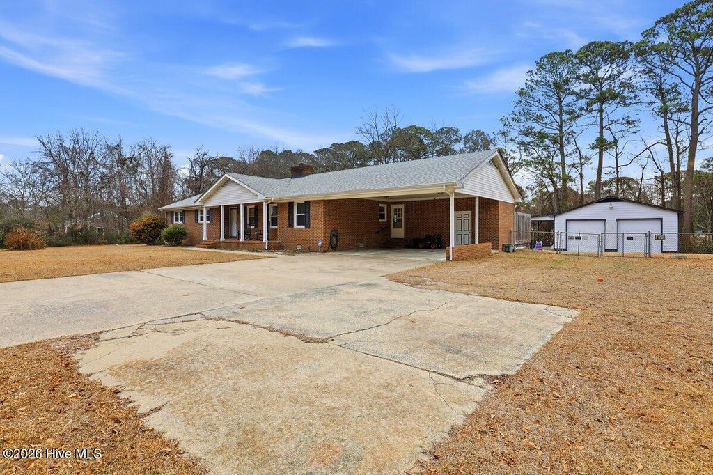 Photo of 209 Crestwood Drive, Goldsboro, NC 27530 (MLS # 100549753)