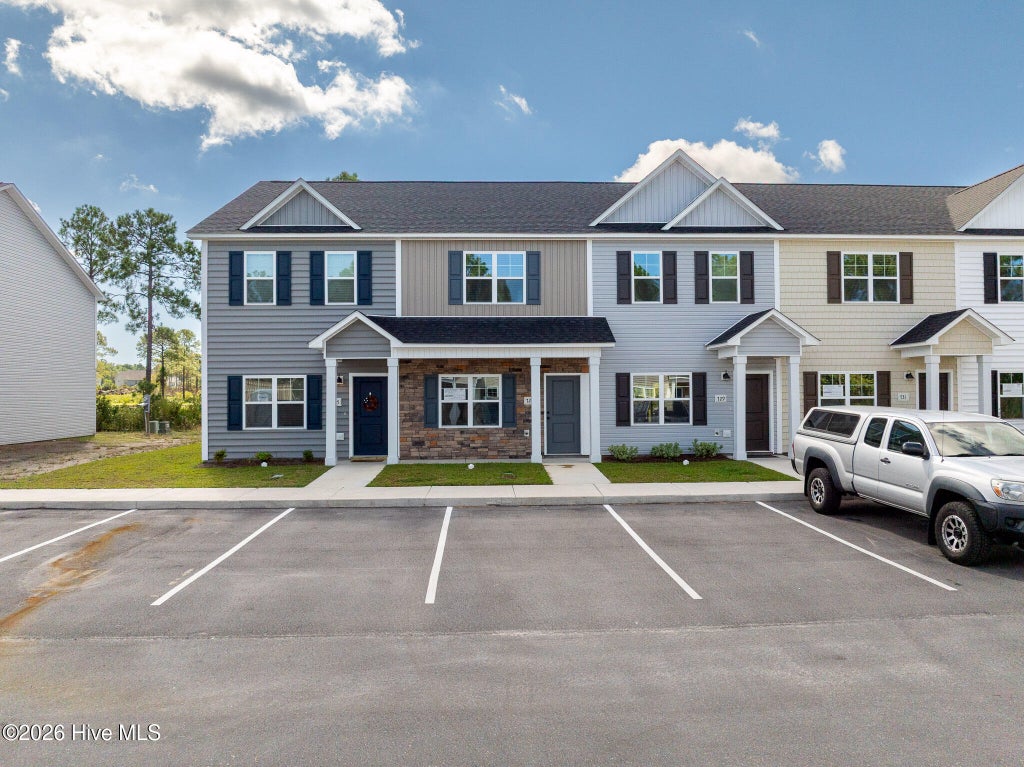 Photo of 727 Cross Bridge Way, Sneads Ferry, NC 28460 (MLS # 100610199)