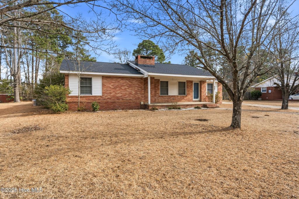 Photo of 907 Thomas Street, Rockingham, NC 28379 (MLS # 100557480)