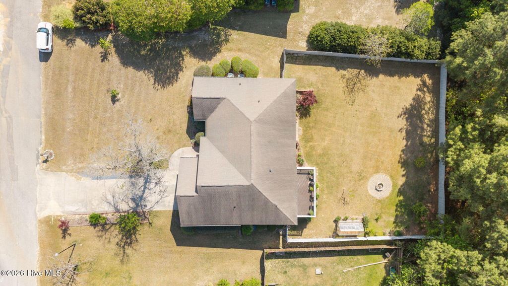 Photo of 355 Queens Cove Way, Carthage, NC 28327 (MLS # 100568067)