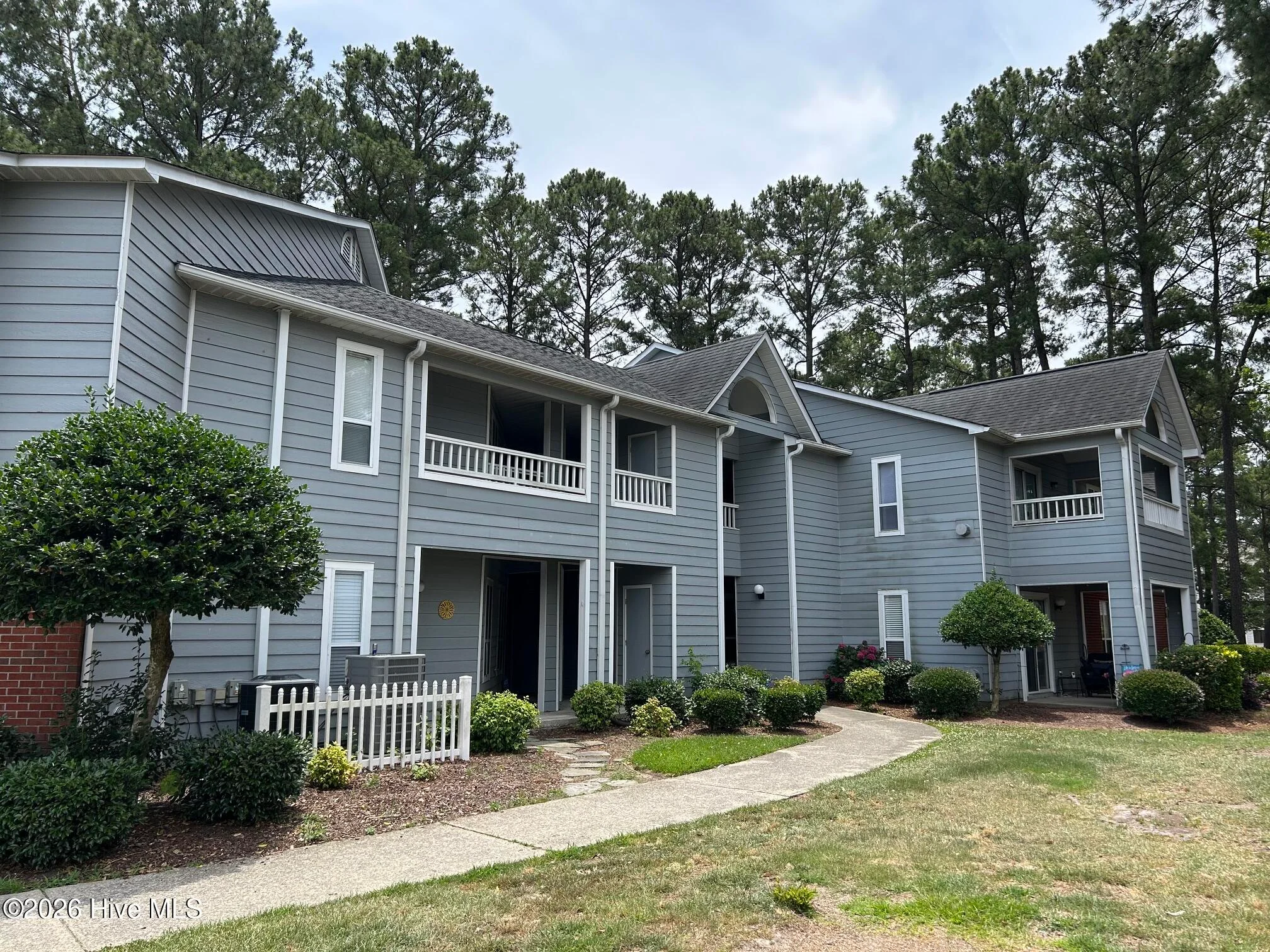 116 Breezewood Drive Unit H