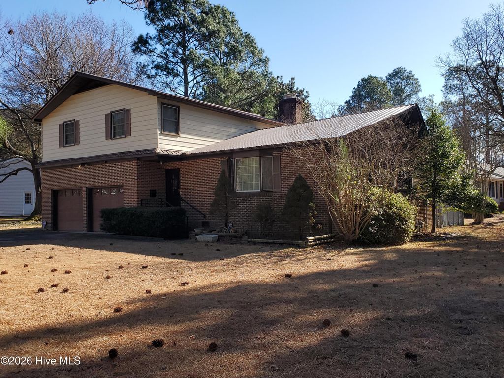 Photo of 604 Eleanor Street, Greenville, NC 27858 (MLS # 100546960)
