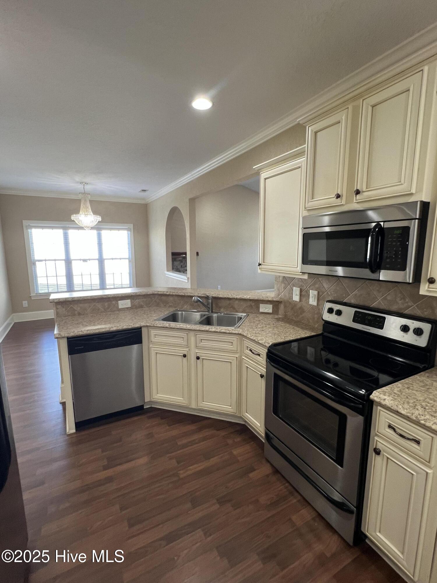 Greenville, North Carolina 27834, United States, 3 Bedrooms Bedrooms, ,2 BathroomsBathrooms,Residential,Active,256091