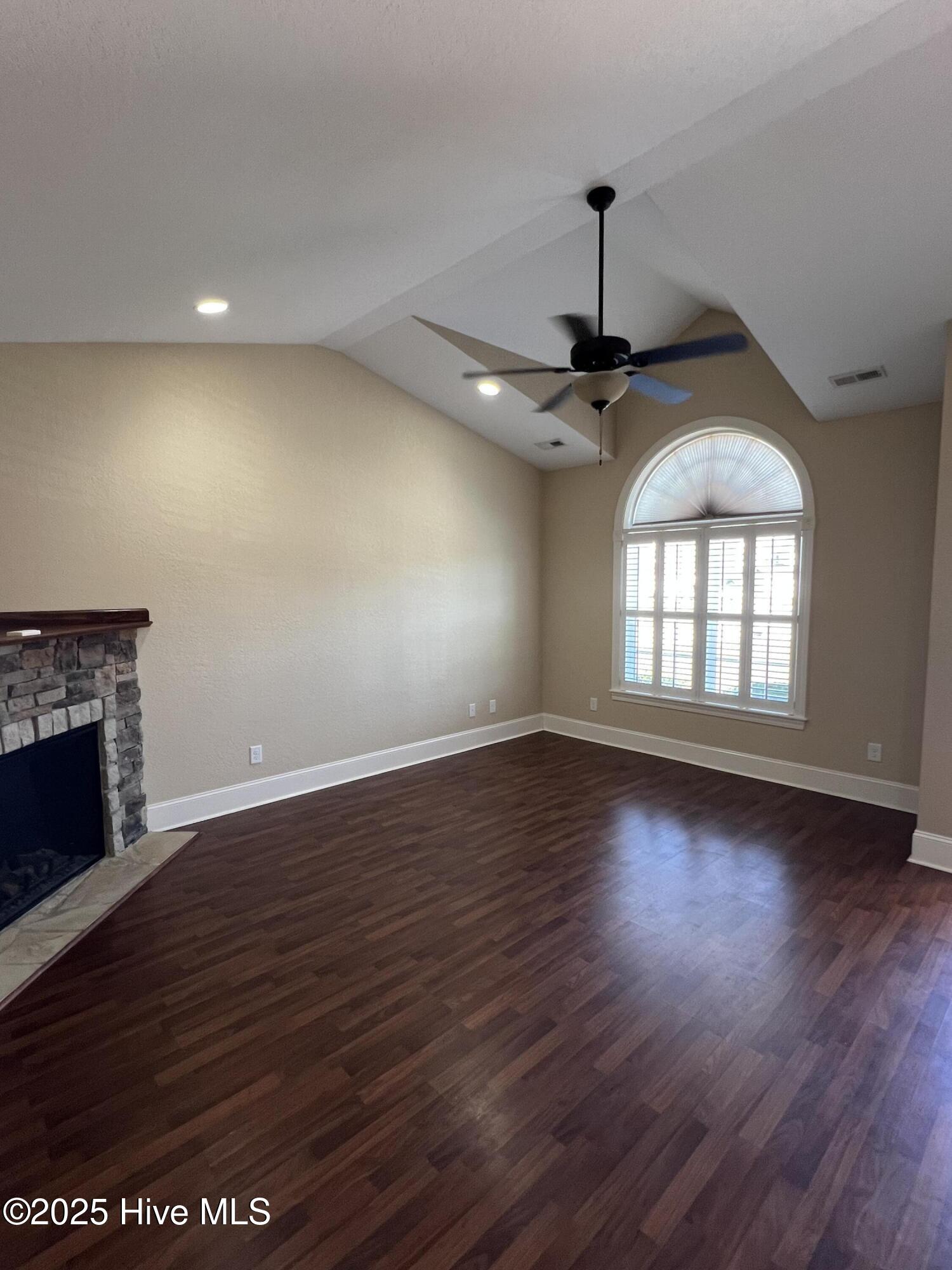 Greenville, North Carolina 27834, United States, 3 Bedrooms Bedrooms, ,2 BathroomsBathrooms,Residential,Active,256091