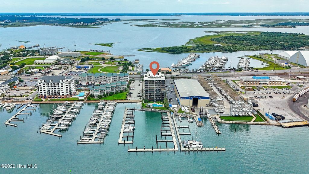 Photo of 211 Arendell Street #401 Leeward Harbor, Morehead City, NC 28557 (MLS # 100551484)