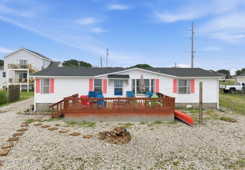 Mobile Home For Sale - 1072 Salter Path Road<br/> Carteret County, Salter Path, NC 28512