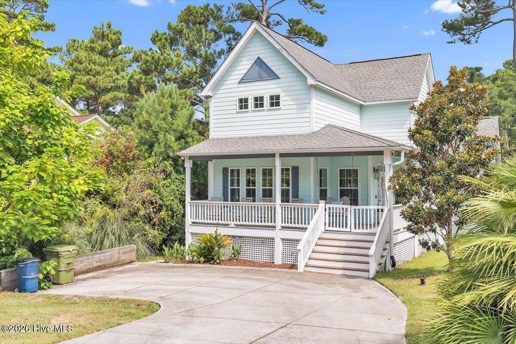 Photo of 9704 Granville Drive, Emerald Isle, NC 28594 (MLS # 100553407)