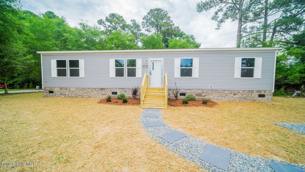 Photo of 9115 E Calabash Drive SW, Calabash, NC 28467 (MLS # 100586438)