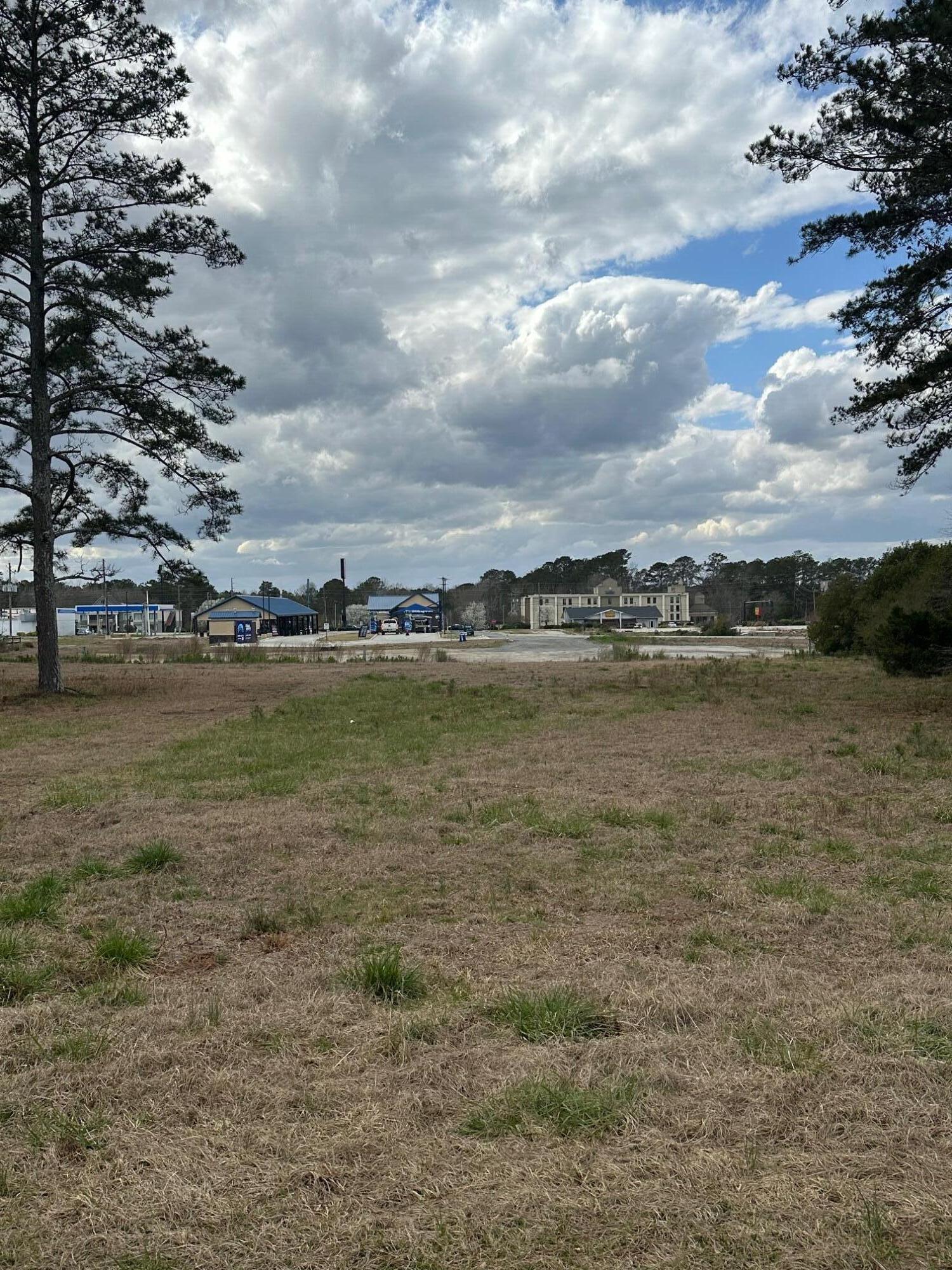 LOT B Dallas Drive