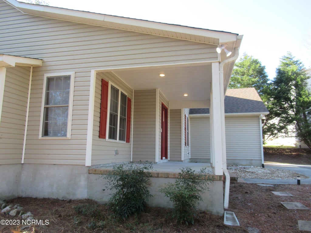 Photo of 409 Celtic Ash Street, Sneads Ferry, NC 28460 (MLS # 100605960)