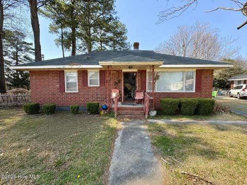 Homes For Sale - 2612 Jones Street<br/> Pitt County, Winterville, NC 28590