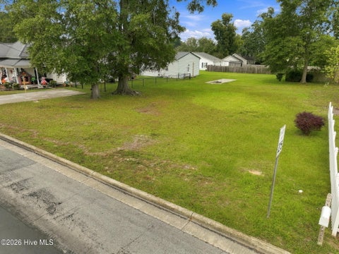 Tiny photo for 302 E Hargett Street, Richlands, NC 28574 (MLS # 100609714)