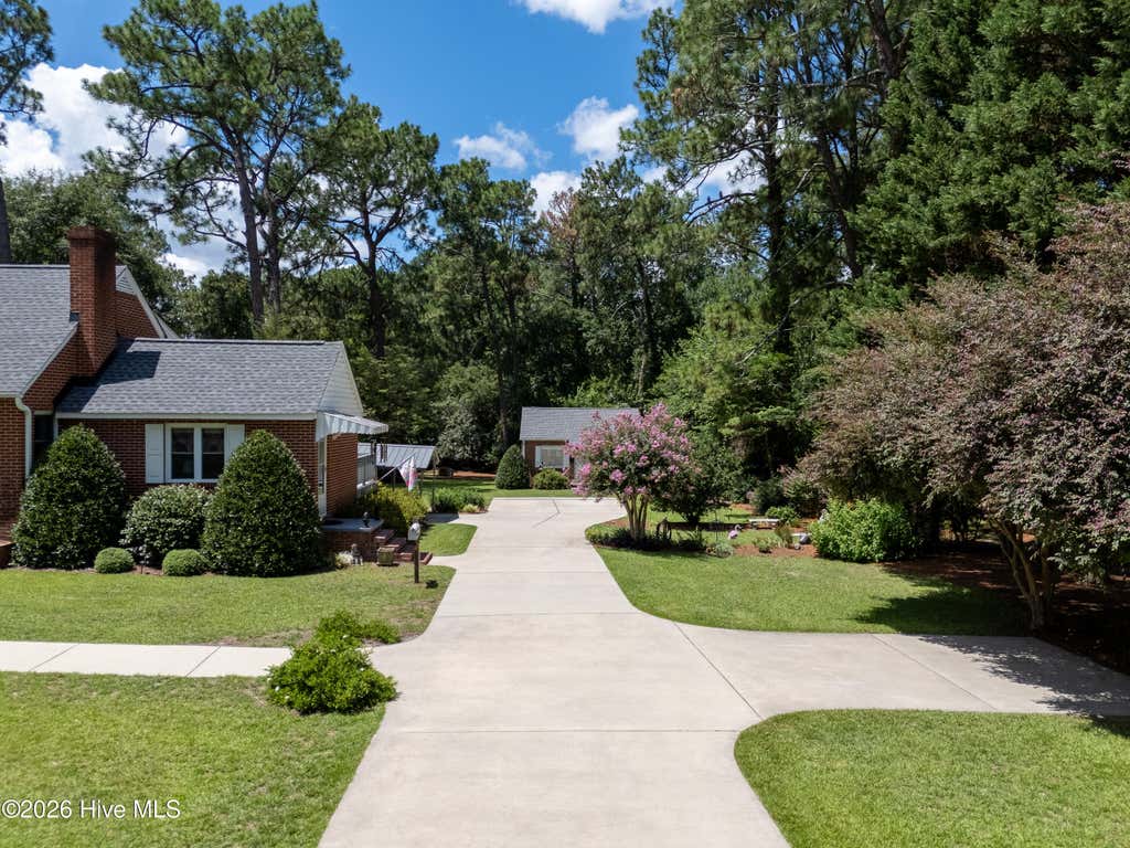 Photo of 1301 N Poplar Street, Aberdeen, NC 28315 (MLS # 100596072)