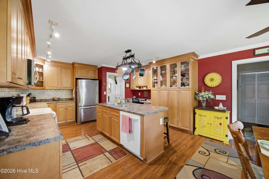 Photo of 1301 N Poplar Street, Aberdeen, NC 28315 (MLS # 100596072)