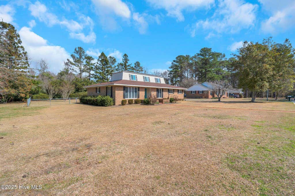 Photo of 320 Pinecrest Drive, Chadbourn, NC 28431 (MLS # 100582527)