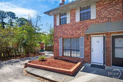 Townhouse For Sale - 2220 E Victory Drive #12<br/> Chatham County, Savannah, GA 