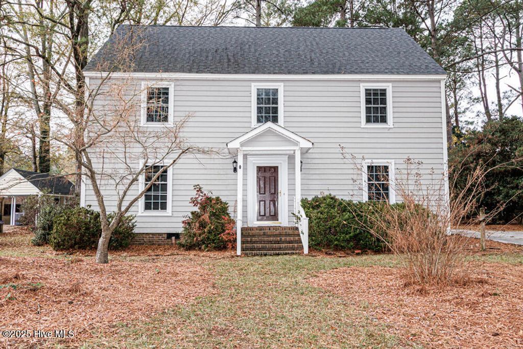 Photo of 1404 Captains Road, Tarboro, NC 27886 (MLS # 100522603)