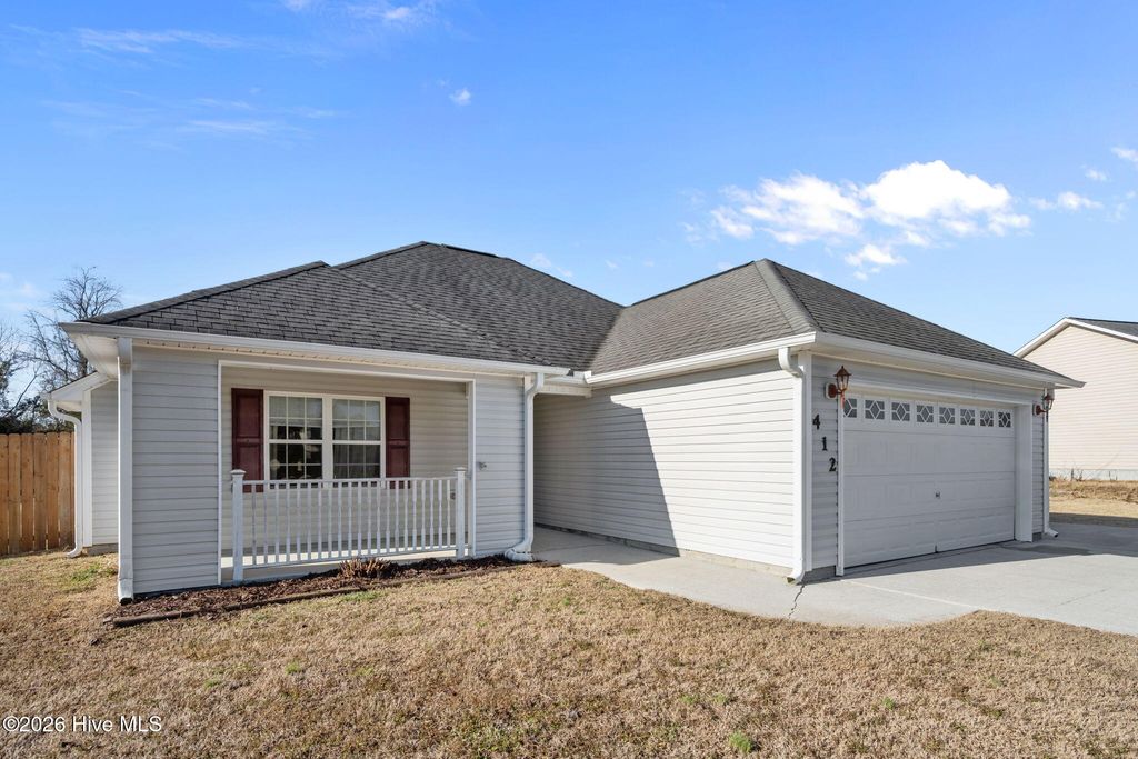 Photo of 412 John Deere Court, Richlands, NC 28574 (MLS # 100554130)