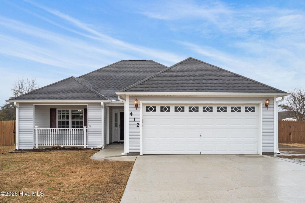 Photo of 412 John Deere Court, Richlands, NC 28574 (MLS # 100554130)