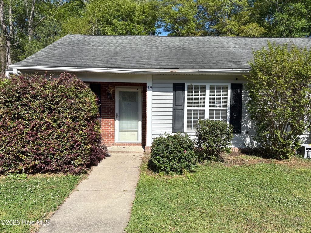 Photo of 59 N Sussex Drive, Smithfield, NC 27577 (MLS # 100572459)
