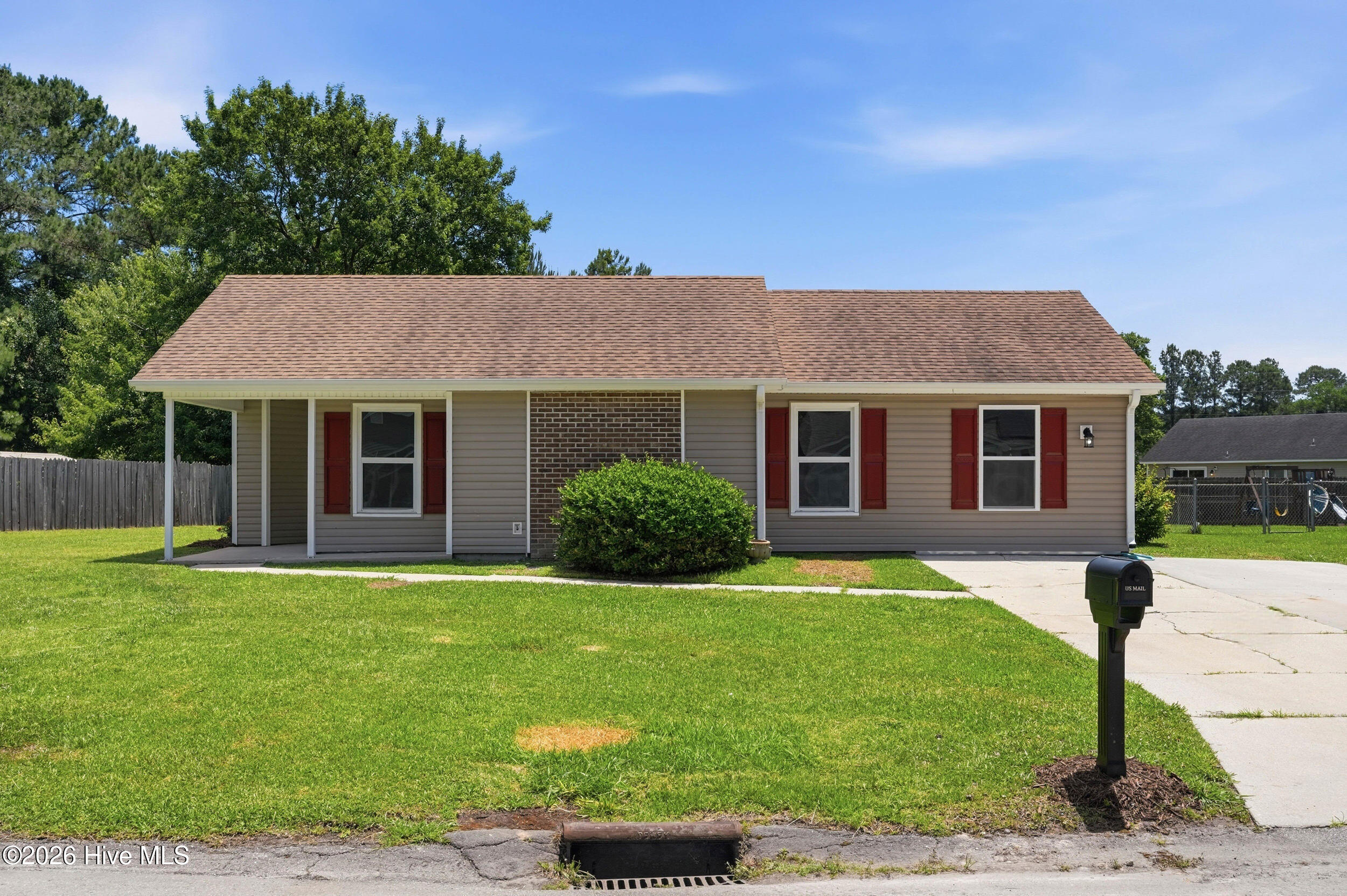 104 Hearthstone Court