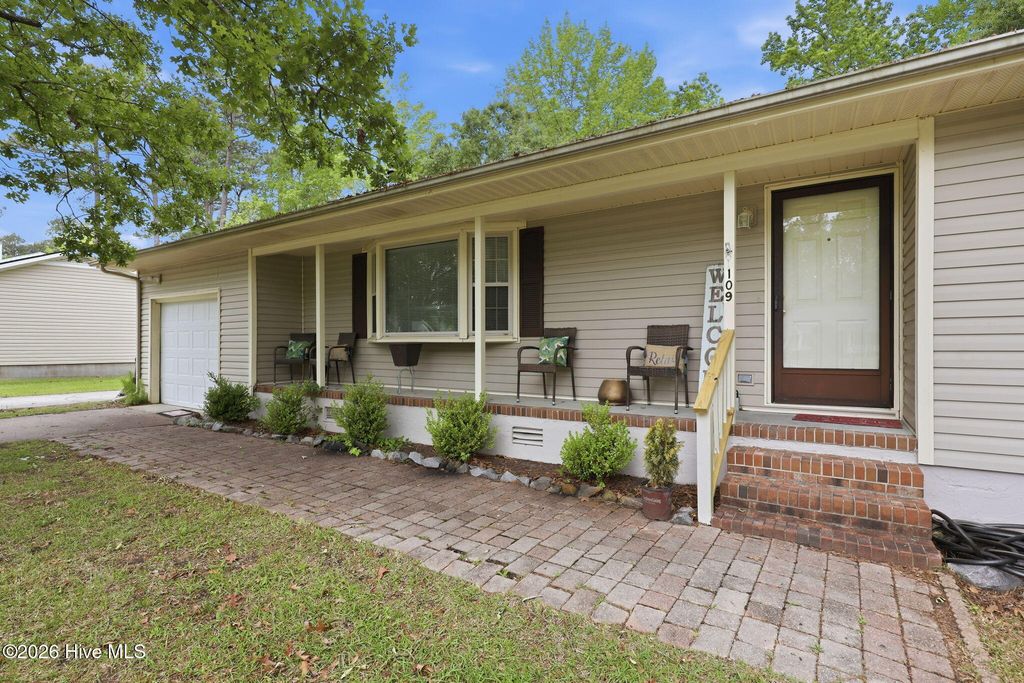 Photo of 109 Bells Court, Havelock, NC 28532 (MLS # 100565829)