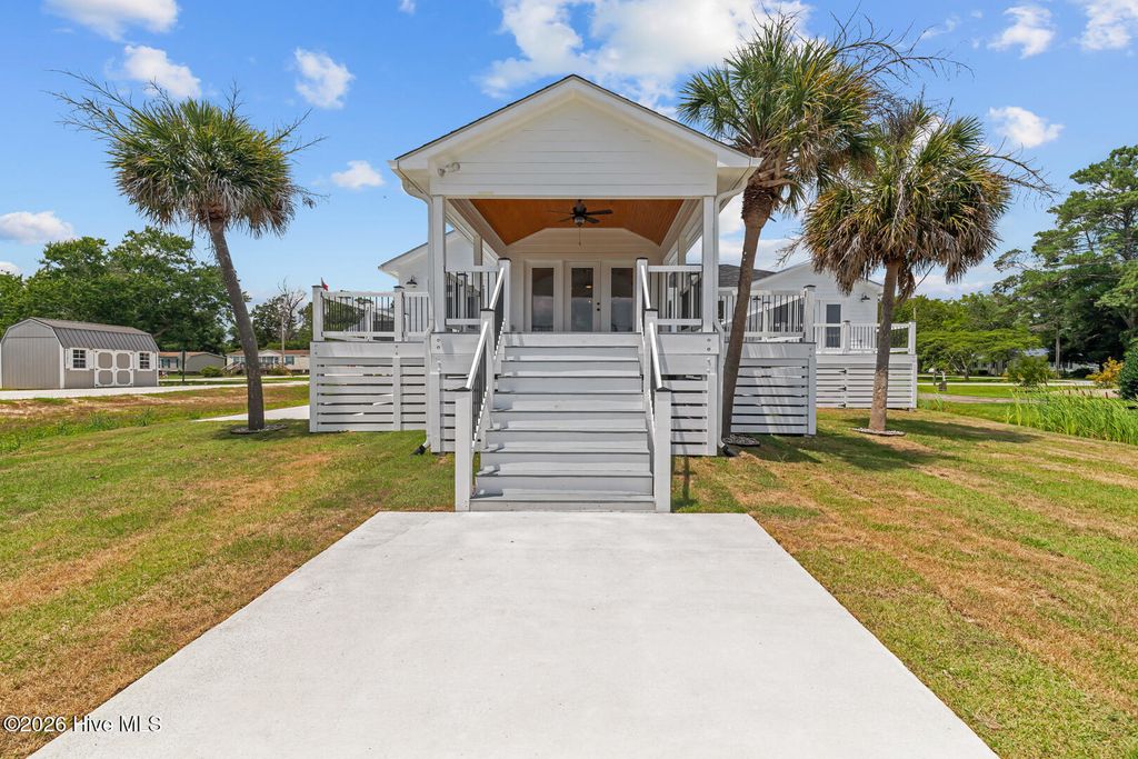 Photo of 206 Goose Creek Loop Road, Newport, NC 28570 (MLS # 100561421)