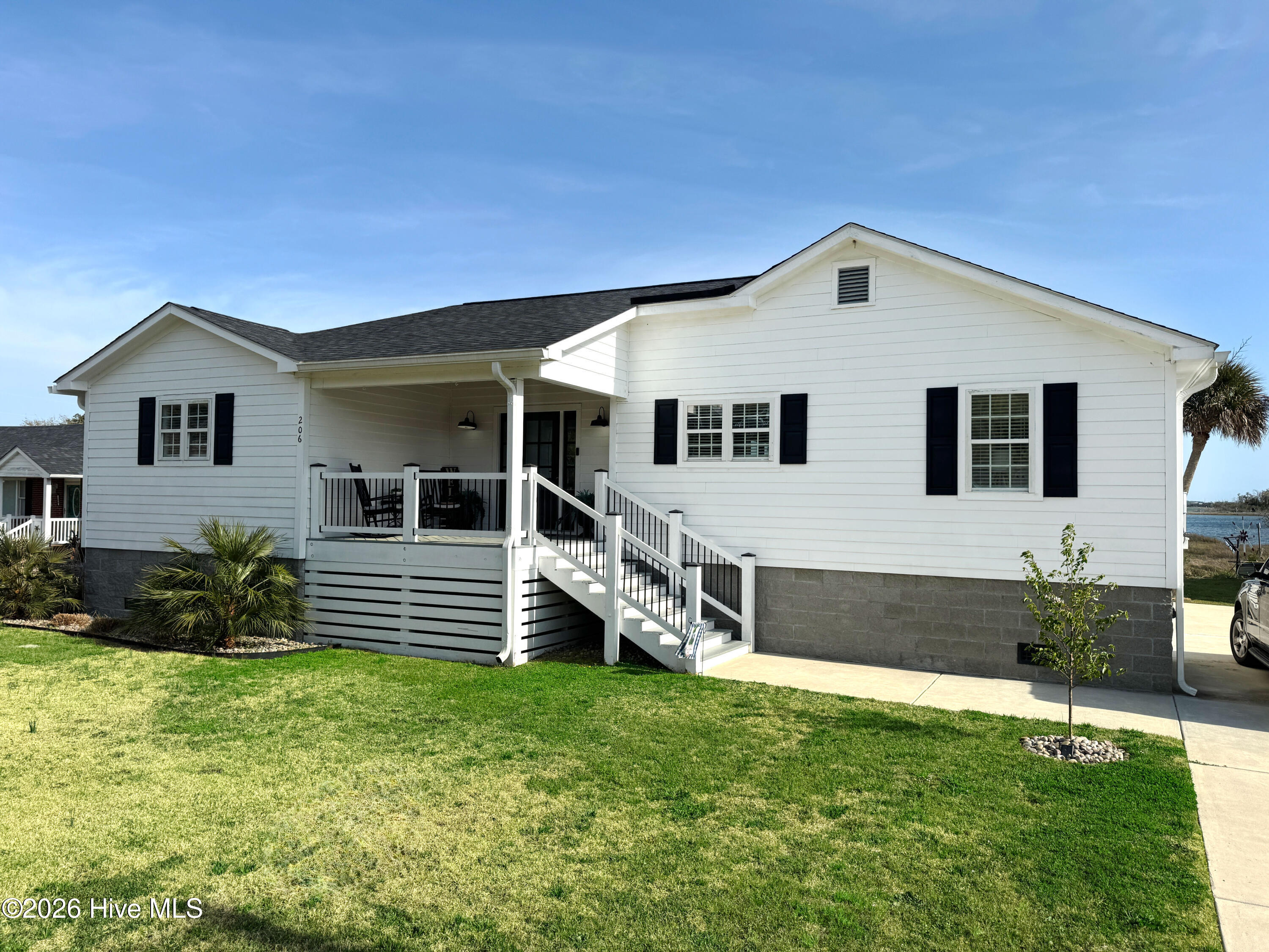 206 Goose Creek Loop Road