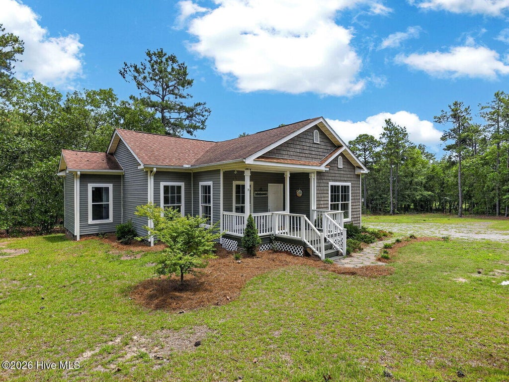 Photo of 1030 Stubby Oaks Road, Aberdeen, NC 28315 (MLS # 100592099)