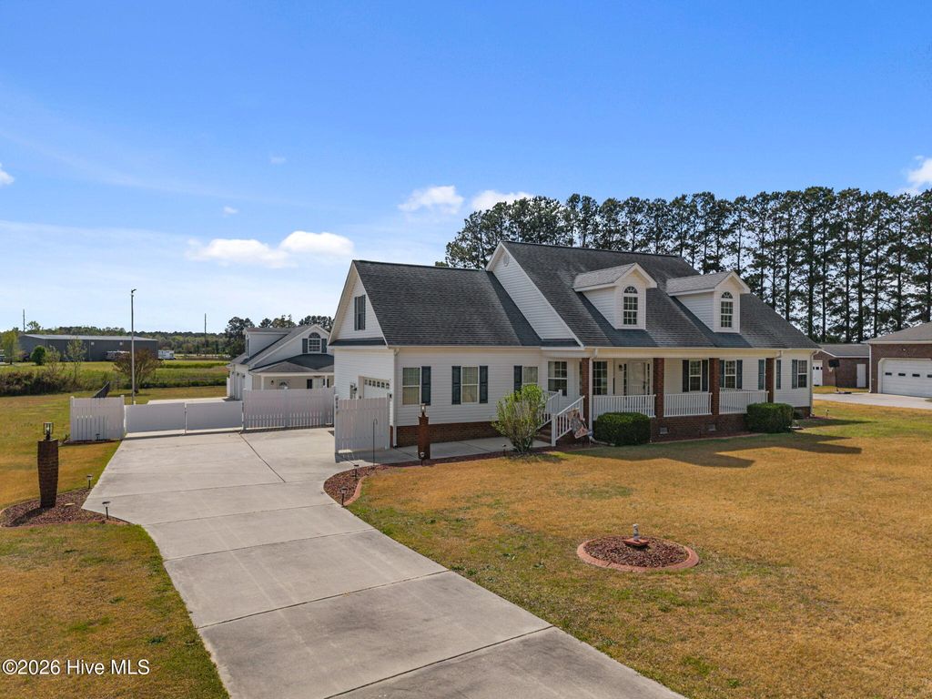 Photo of 819 Badger Circle, Greenville, NC 27834 (MLS # 100564254)