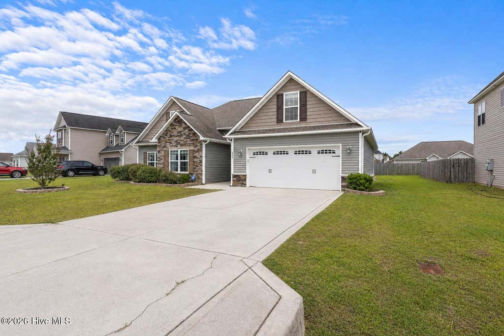Photo of 605 Carat Court, Jacksonville, NC 28546 (MLS # 100587073)