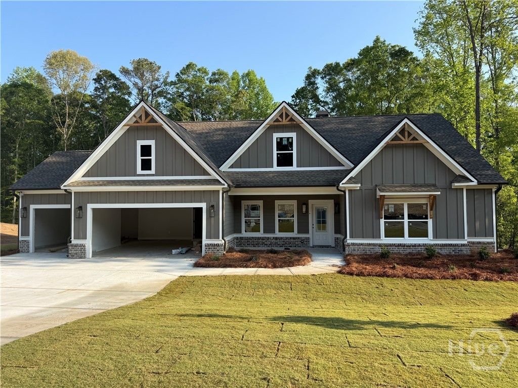 Photo of 1285 BIRCH Way, Loganville, GA 30052 (MLS # CL354631)