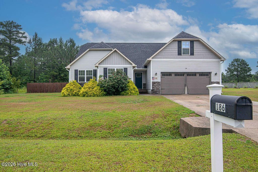 Photo of 186 Peytons Ridge Drive, Hubert, NC 28539 (MLS # 100584059)