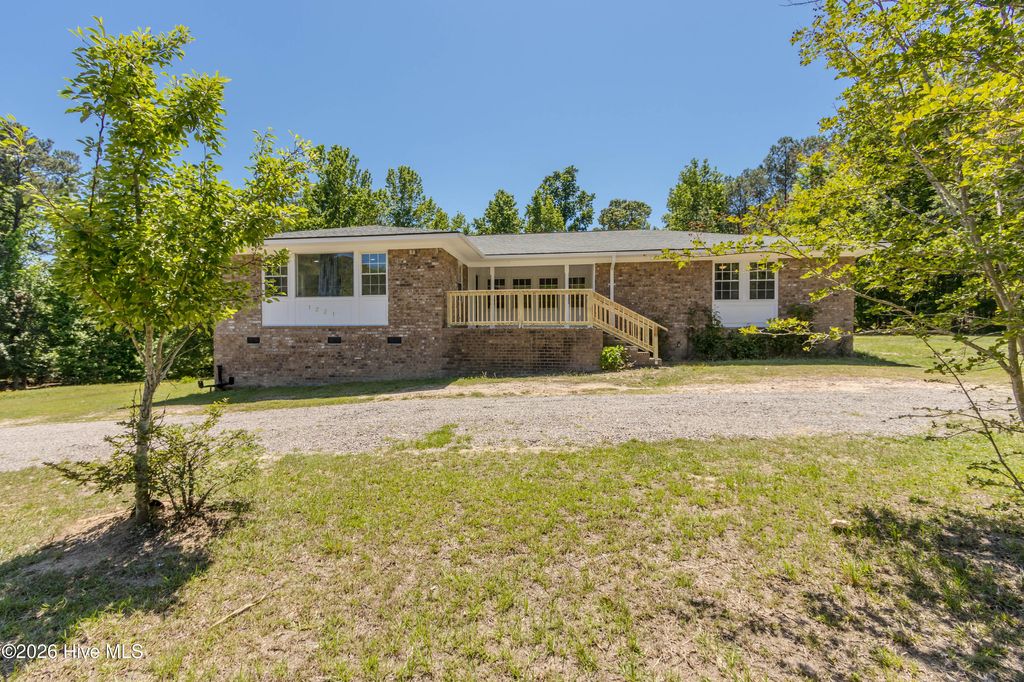 Photo of 1221 Lakeview Drive, Grovetown, GA 30813 (MLS # 100574563)