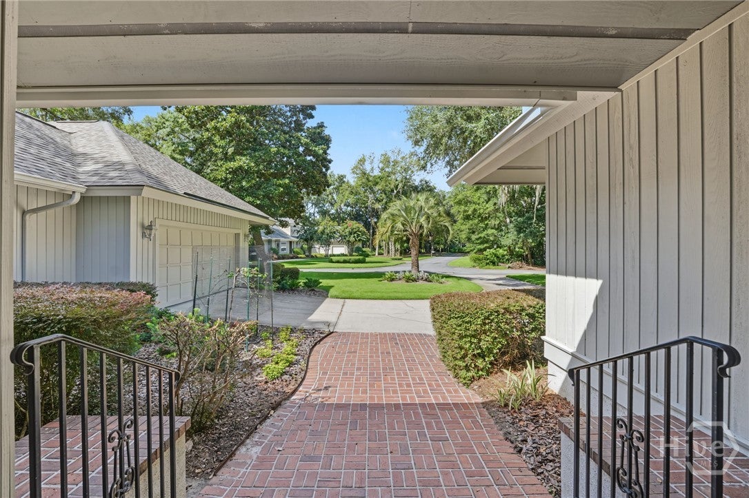 5 Heatherstone Lane
