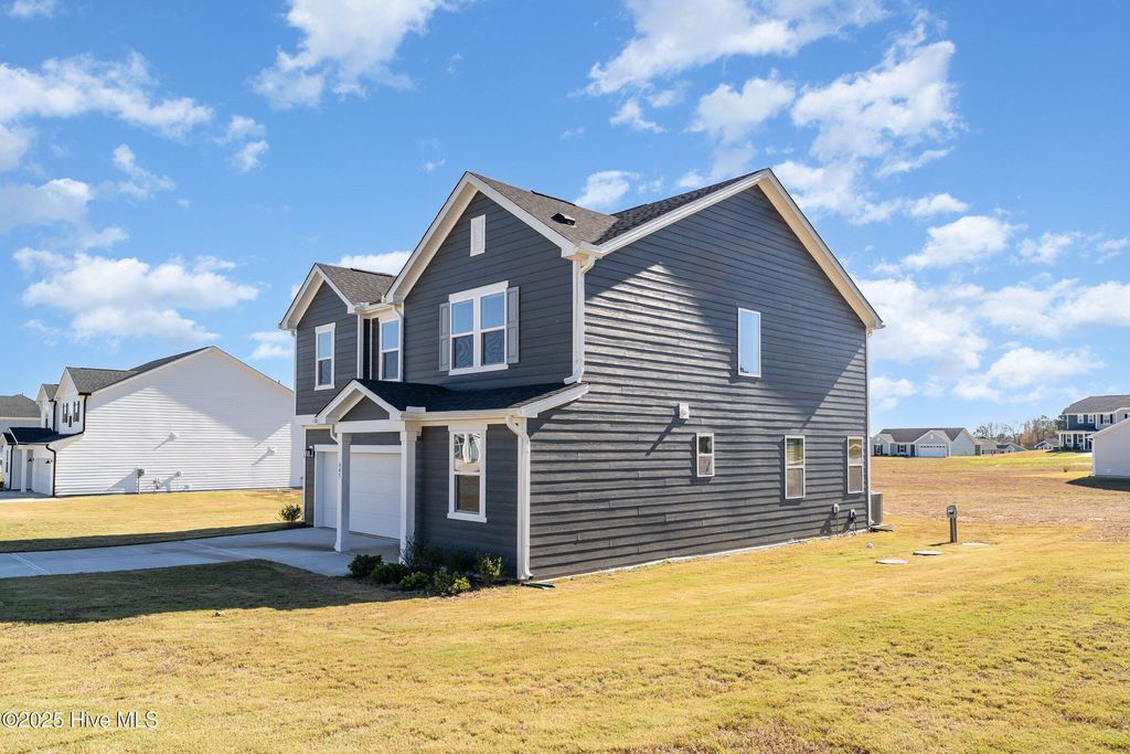 Photo of 645 Thomas Gage Drive, Fuquay Varina, NC 27526 (MLS # 100540807)