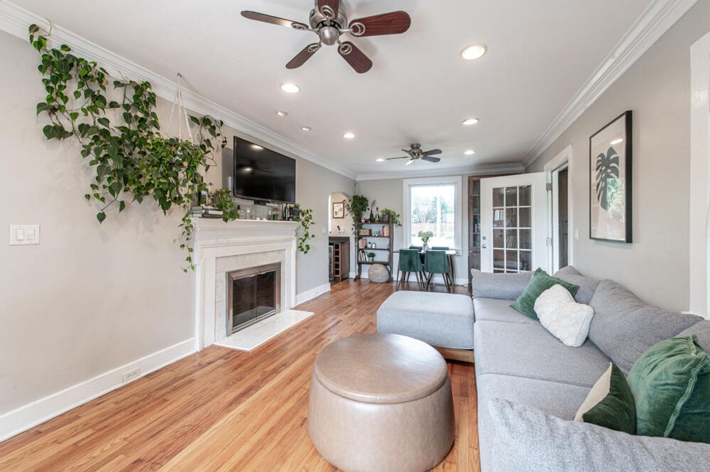 Photo of 3023 Wrightsboro Road, Augusta, GA 30909 (MLS # 553682)