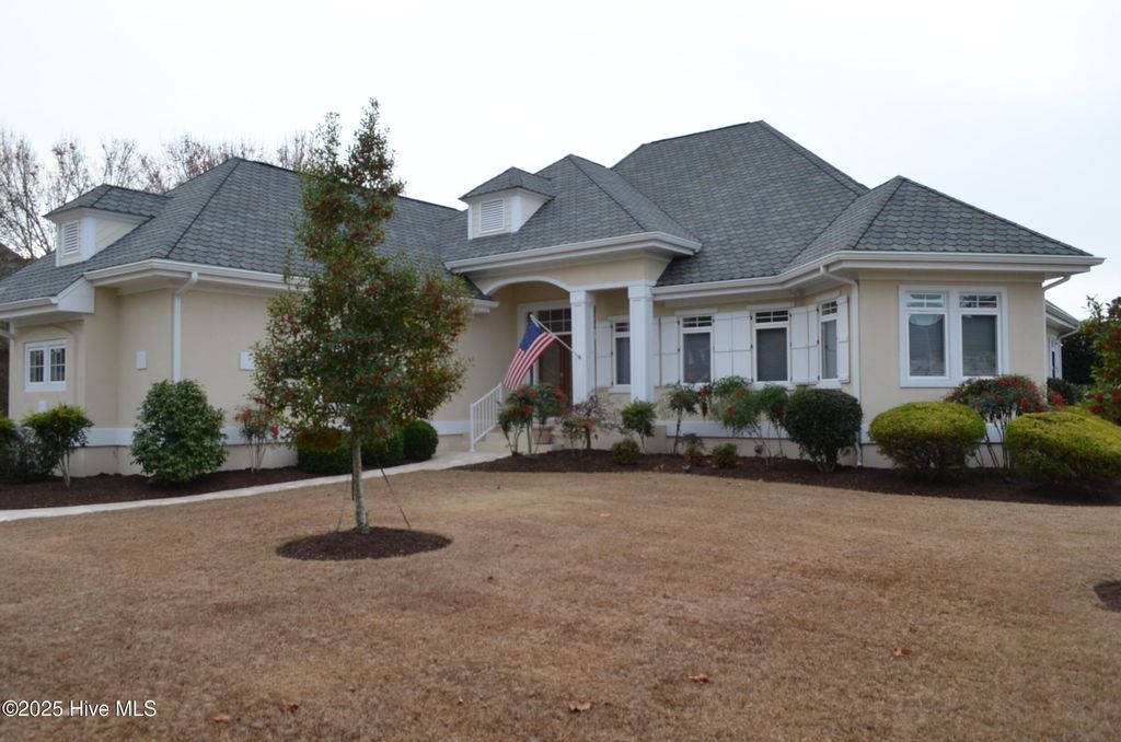 Photo of 101 Windsor Circle SW, Ocean Isle Beach, NC 28469 (MLS # 100545211)