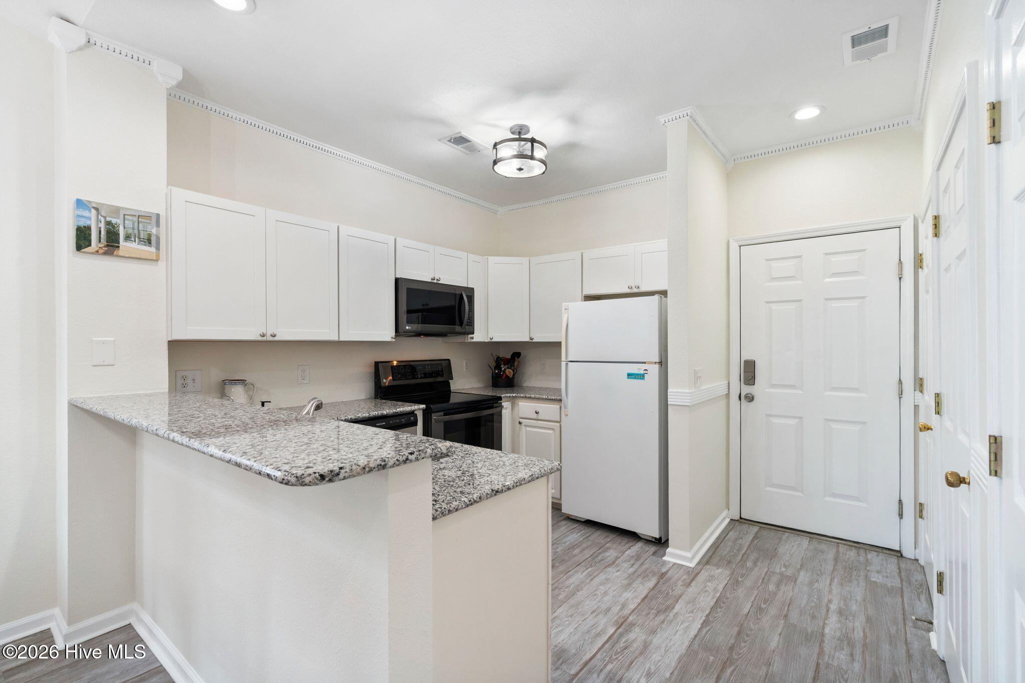 870 Great Egret Circle SW # 6