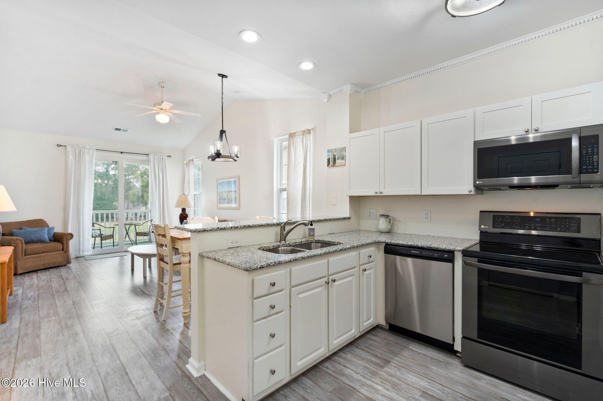 870 Great Egret Circle SW # 6