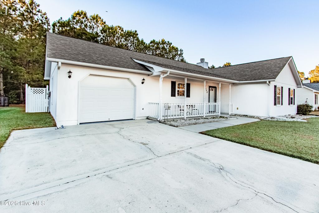 Photo of 148 Byrum Run, Hubert, NC 28539 (MLS # 100547548)