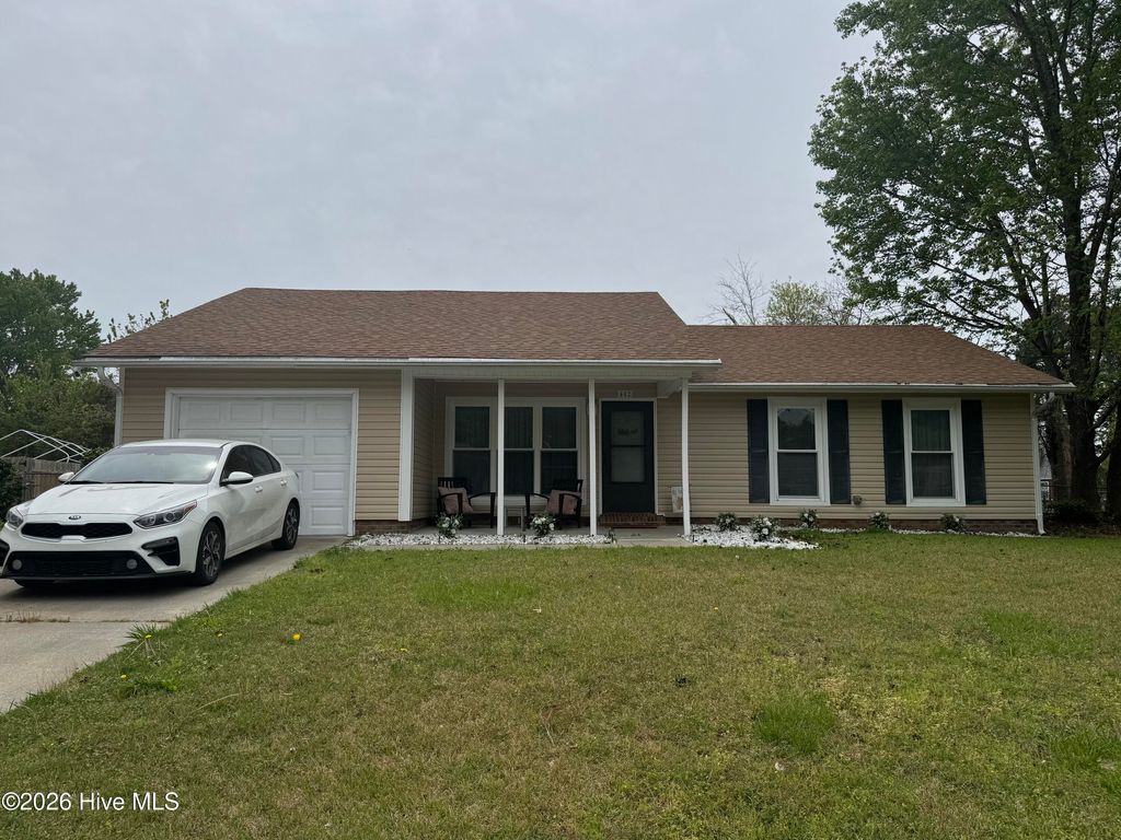 Photo of 402 Sharon Way, Jacksonville, NC 28546 (MLS # 100566387)