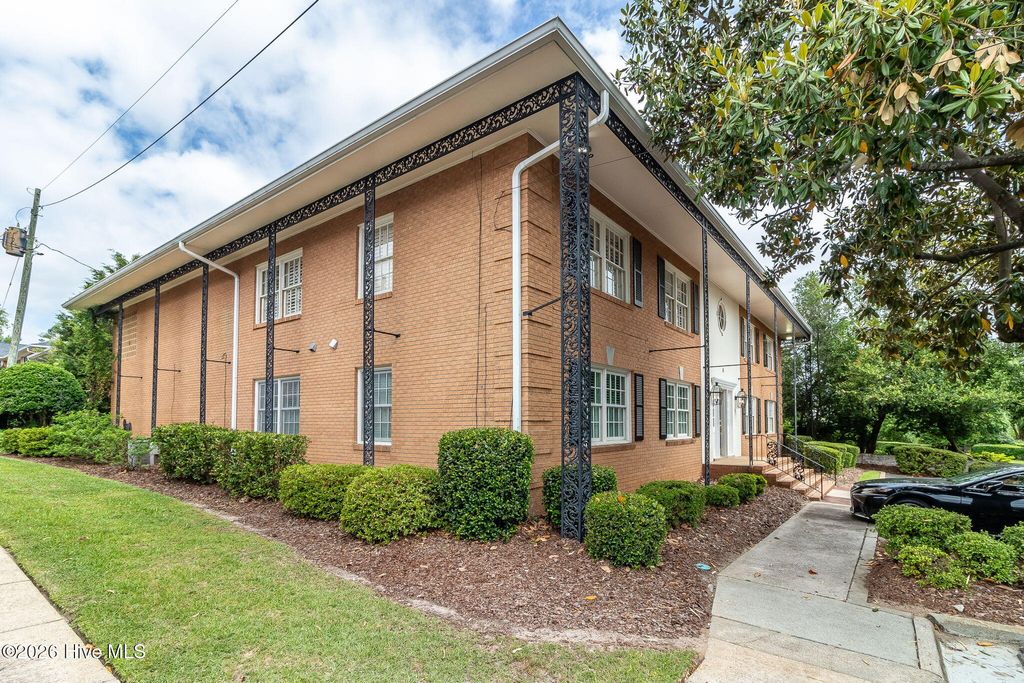 Photo of 827 Milledge Road, Augusta, GA 30904 (MLS # 100574218)