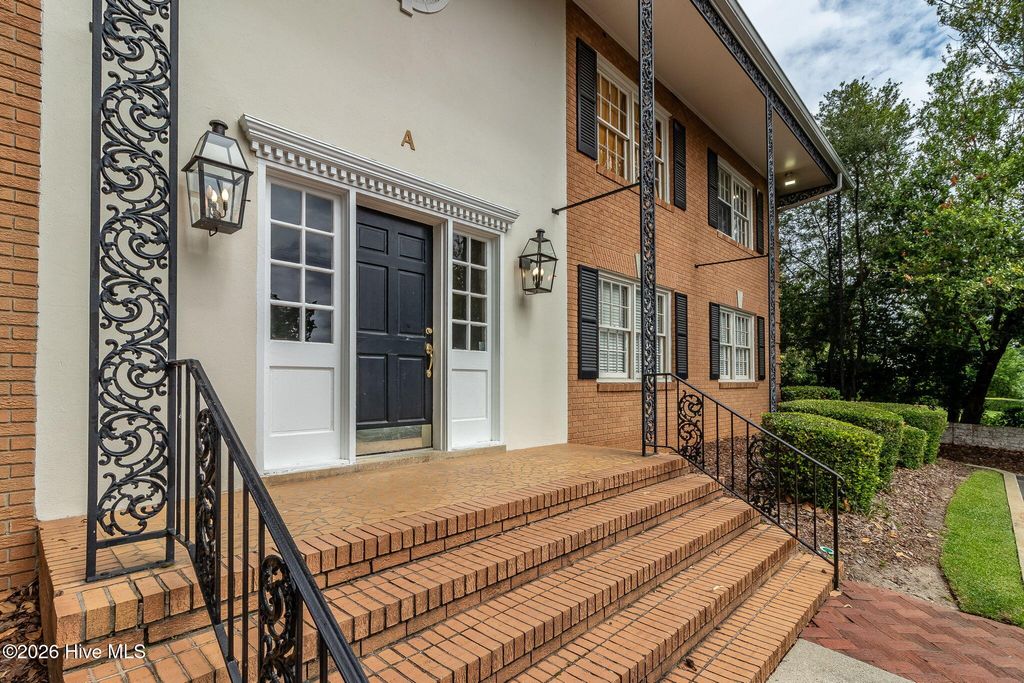 Photo of 827 Milledge Road, Augusta, GA 30904 (MLS # 100574218)