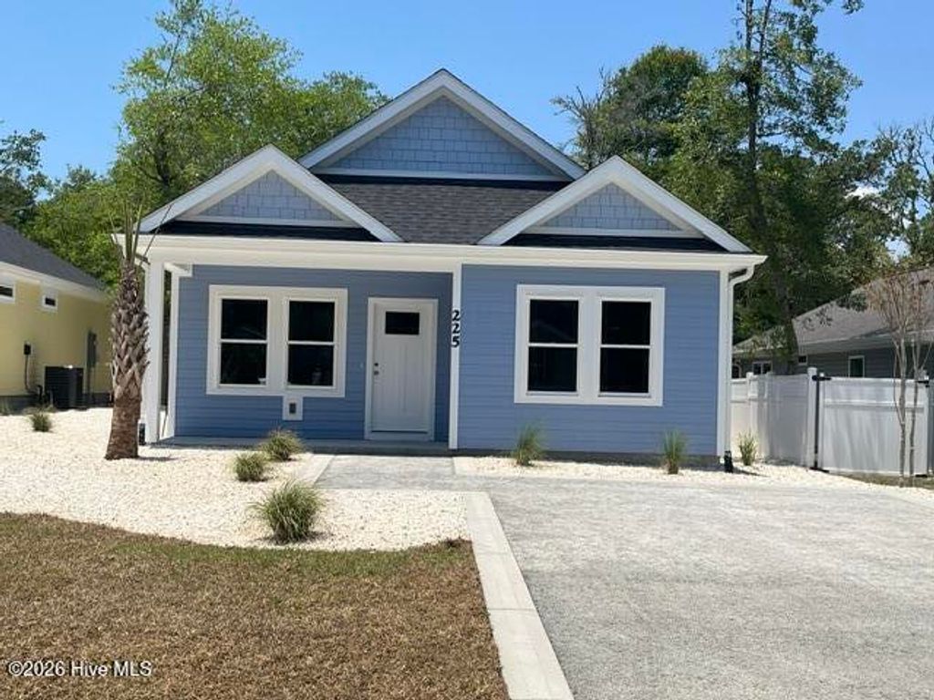 Photo of 225 NE 75th Street, Oak Island, NC 28465 (MLS # 100581318)