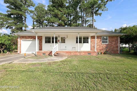 Homes For Sale - 203 Long Acres Drive<br/> Jacksonville, NC 28546