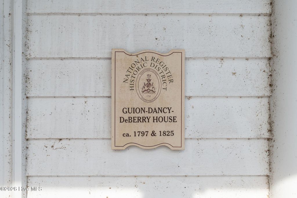 Photo of 110 W Park Avenue, Tarboro, NC 27886 (MLS # 100554079)