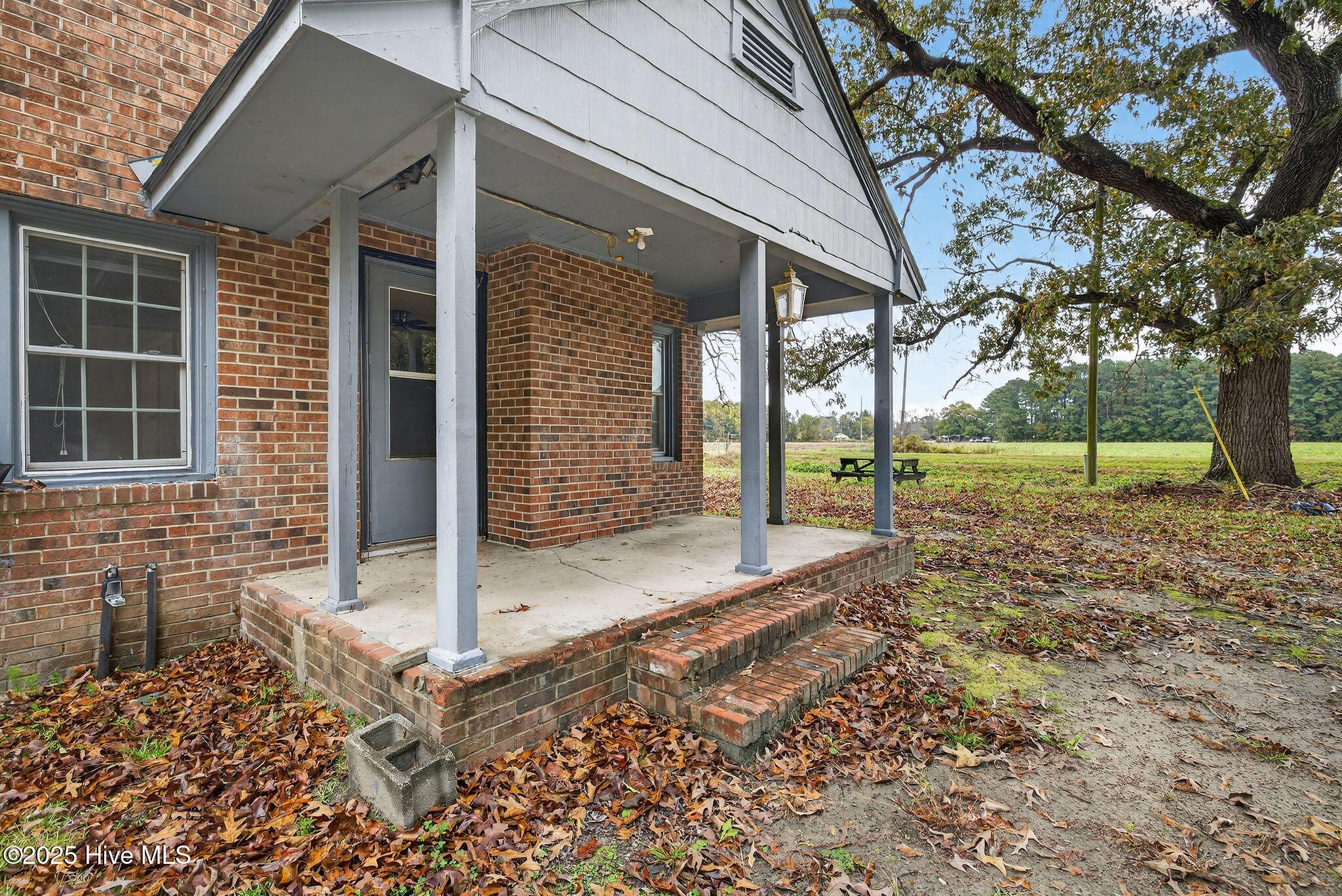 Harrells, North Carolina 28444, United States, 3 Bedrooms Bedrooms, ,1 BathroomBathrooms,Residential,Pending,255957